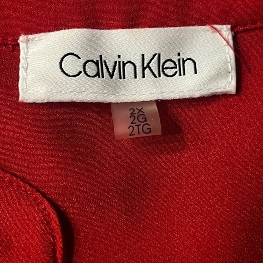Calvin Klein Tunic Blouse Red Ombré Roll Tab Blouse V Neck Button Epaulets 2X - Picture 2 of 16